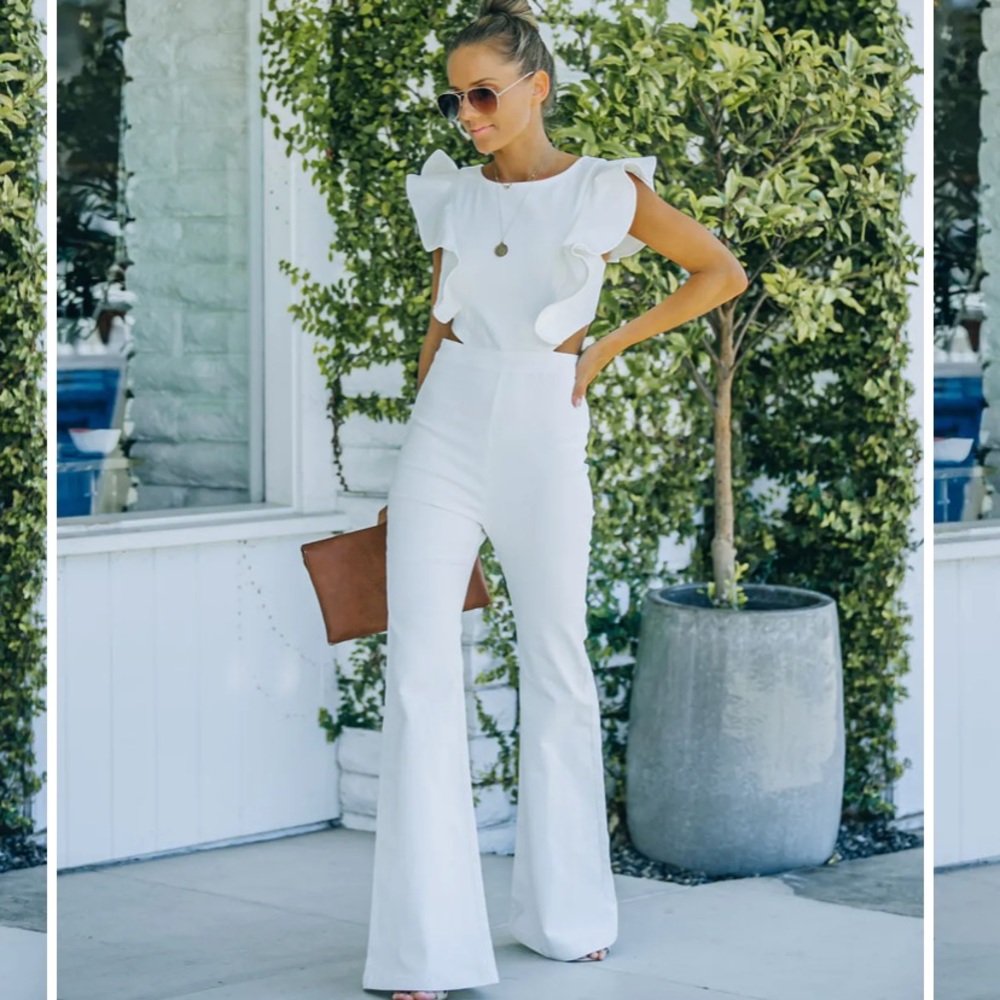 Flared Denim Jumpsuit - size small - brand new with tags - VICI - Fashion Nova